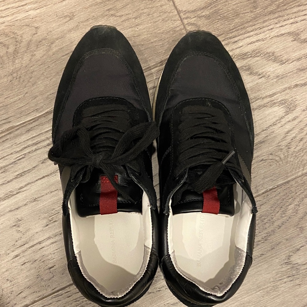 Banana Republic Black Sneakers with Red Detail